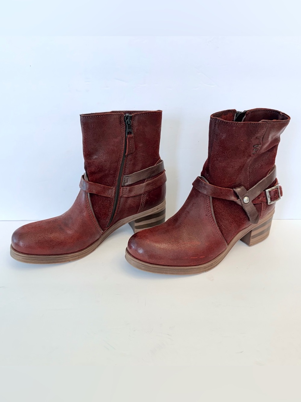 Miz Mooz Susan burgundy red leather boho western biker boots, size 40